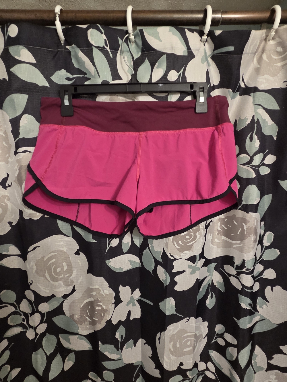 Lululemon Speed Up Shorts